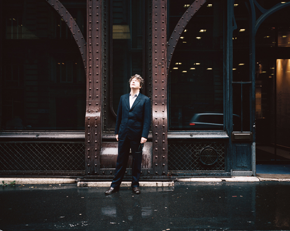 http://julienmagre.fr/files/gimgs/36_henri-seydoux-def.jpg